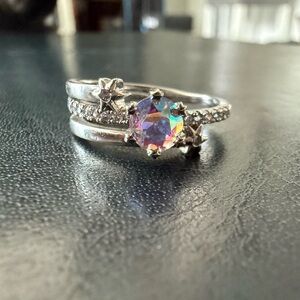 Fragrant Jewels Silver Ring with Iridescent Gem